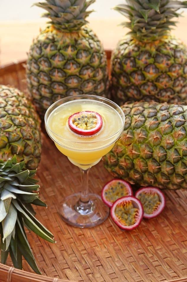 Fresh-fruit ISLE Bartend signature cocktail
